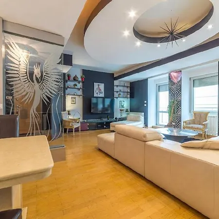 Apartment Luxoaza